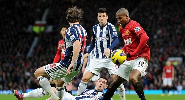 Manutdvwestbromdec12 large Nemanja Vidic Inspires United in His Return to Old Trafford